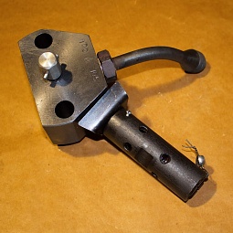 Клапан предохранительно-декомпрессионный Г70-1405